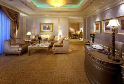 لماذا فندق قصر الإمارات هو خيارك الأمثل؟ 